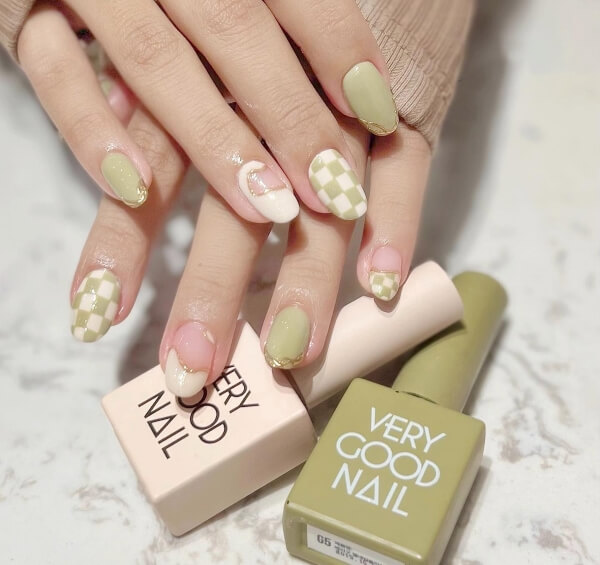 Mẫu nail cho người lớn tuổi