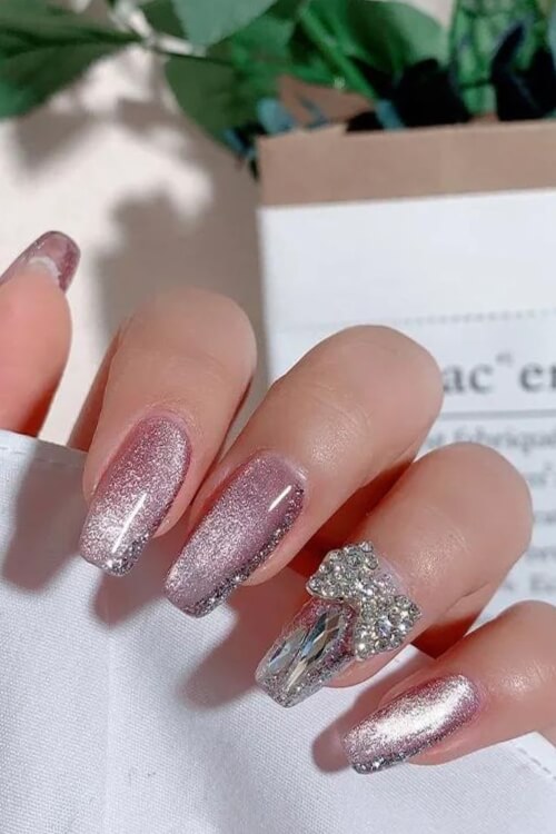 Mẫu nail tham dự sự kiện