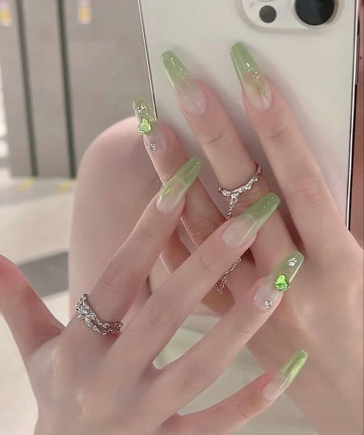 Mẫu nail thanh lịch cho nàng nơi công sở