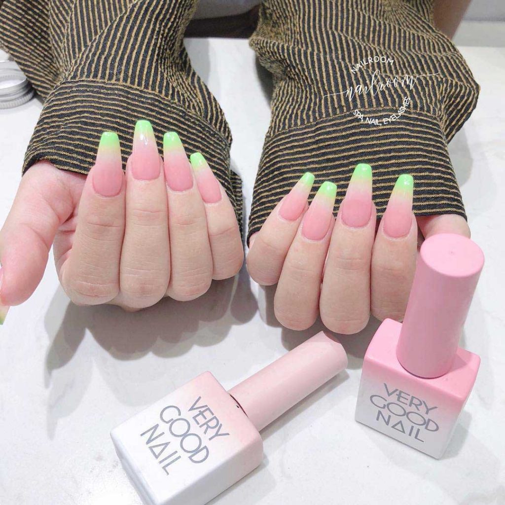 Mẫu nail quyến rũ, lãng mạn