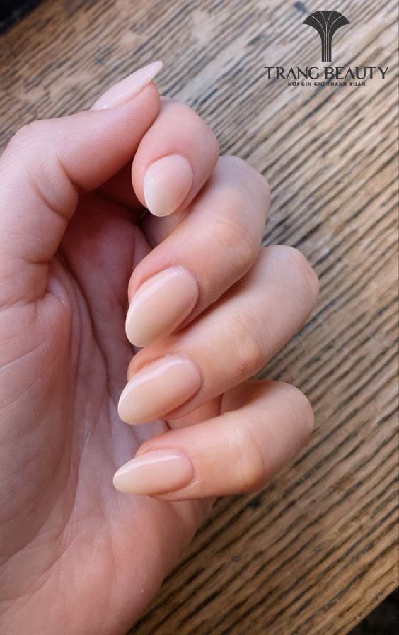 Mẫu nail ngắn trơn cực dễ thương