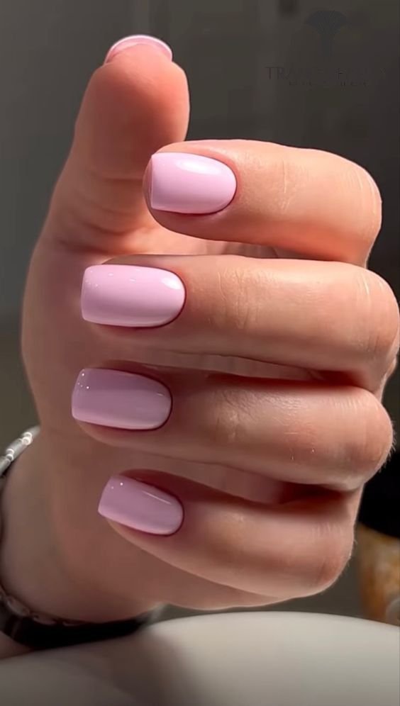 Mẫu nail ngắn trơn cá tính