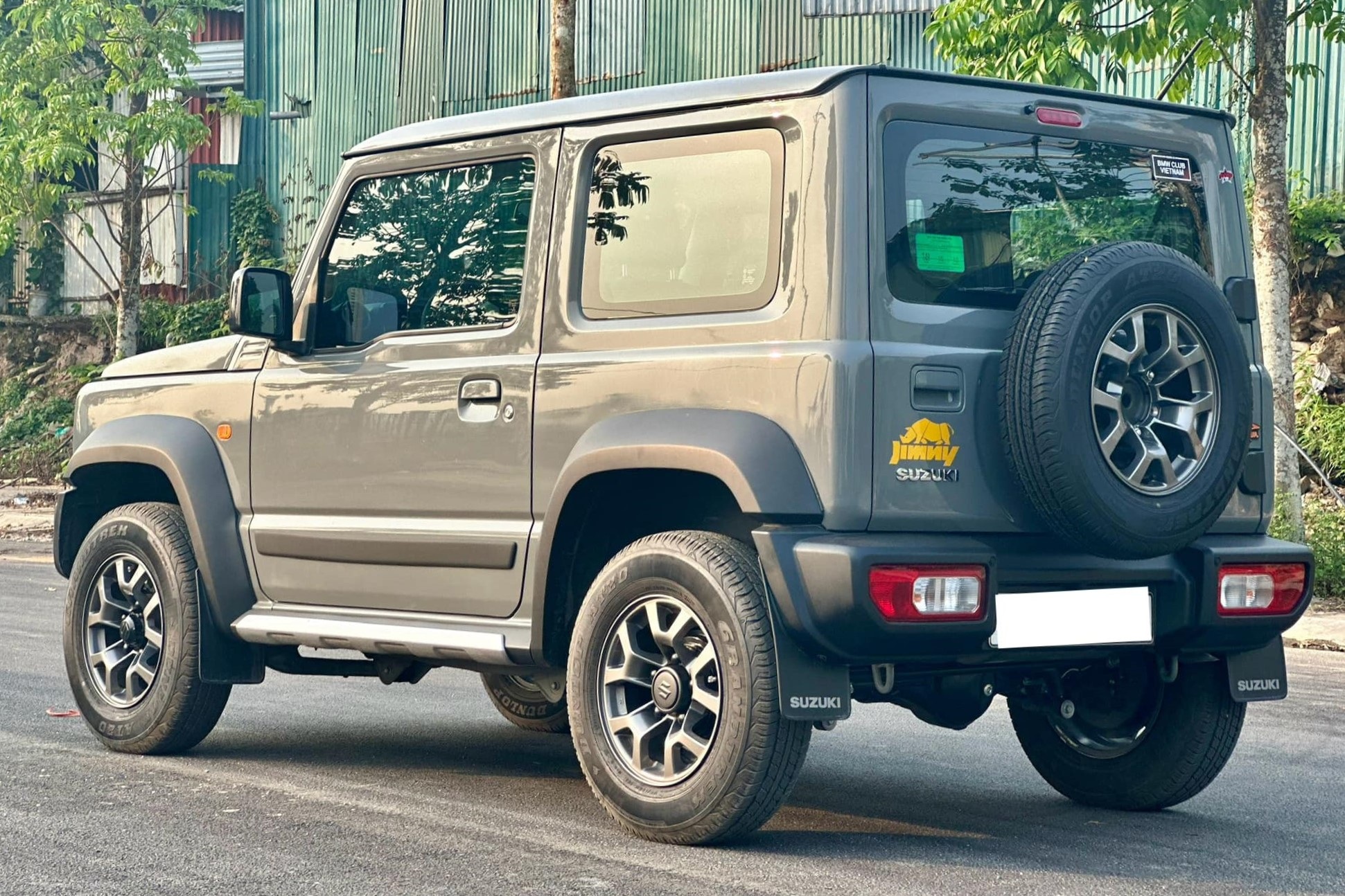 Suzuki Jimny siêu lướt lên sàn xe cũ, giá sang nhượng đắt hơn xe mua mới - 5