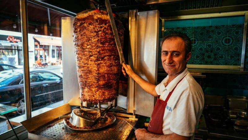 Doner Kebab - Nguồn gốc của những chiếc bánh kẹp xuất sắc