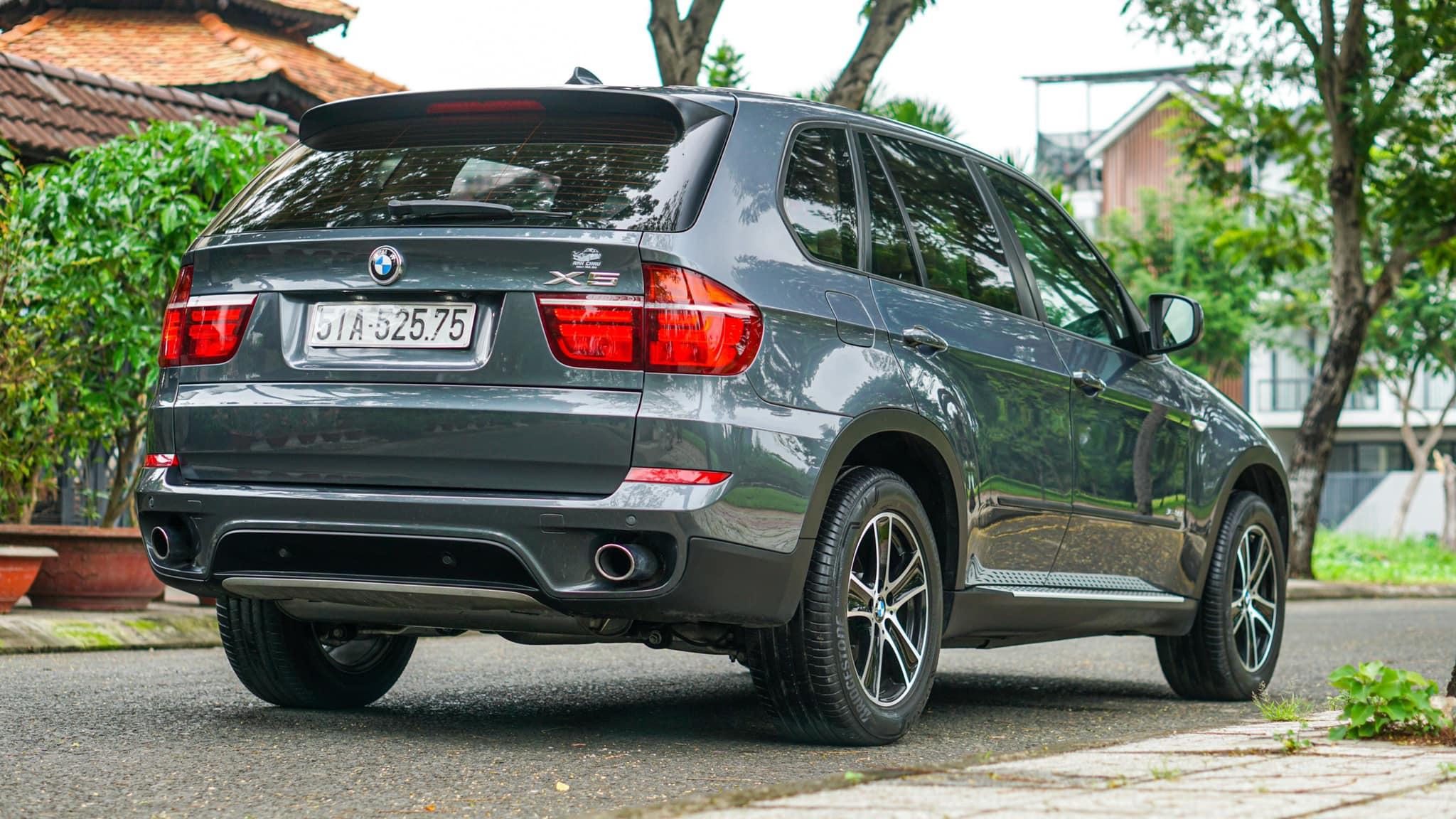 BMW X5 giá gần 1,2 tỉ đồng sau 10 năm sử dụng