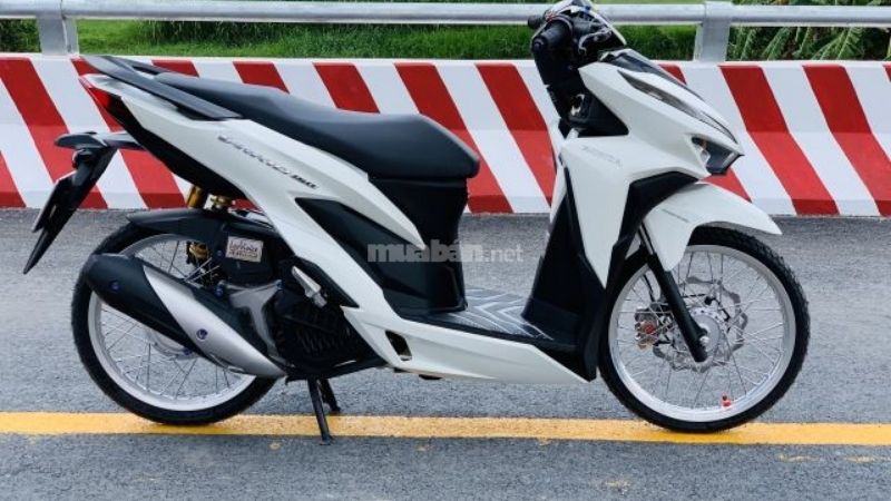 Vario 150 độ kiểng màu trắng tinh tế