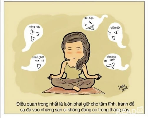 Vào tháng cô hồn, mọi người thường đi chùa để cầu xin sức khỏe an lành cho gia đình.