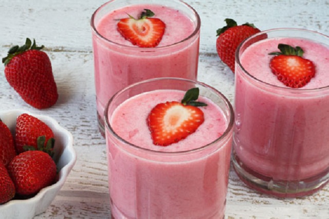 Smoothie dâu tây