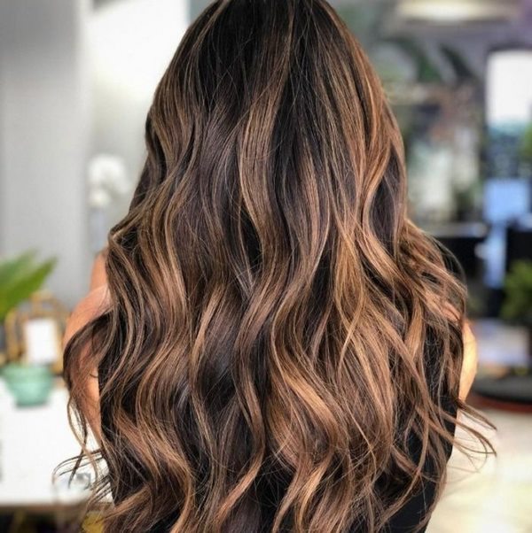 tóc nâu móc light kiểu balayage