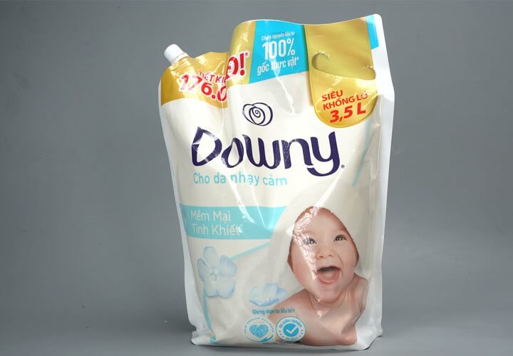 Nước xả Downy mềm mại tinh khiết hương dịu nhẹ