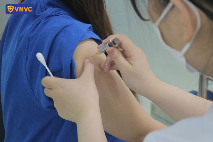 tiêm phòng vắc xin hpv