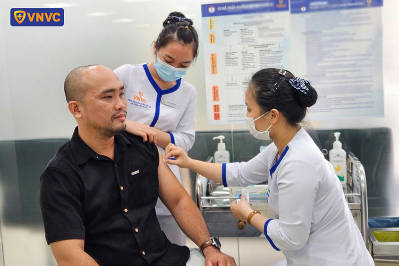 nam giới tiêm mũi 3 hpv