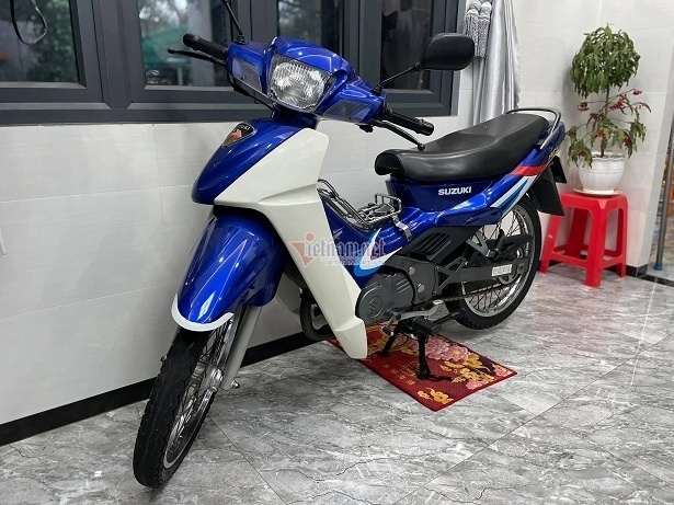 Suzuki RGV 120 bien so dep anh 1