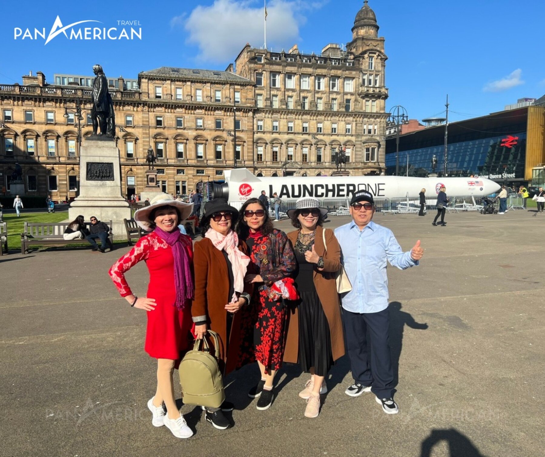 Hình ảnh khách hàng tour Anh Quốc - Scotland của Pan American Travel 