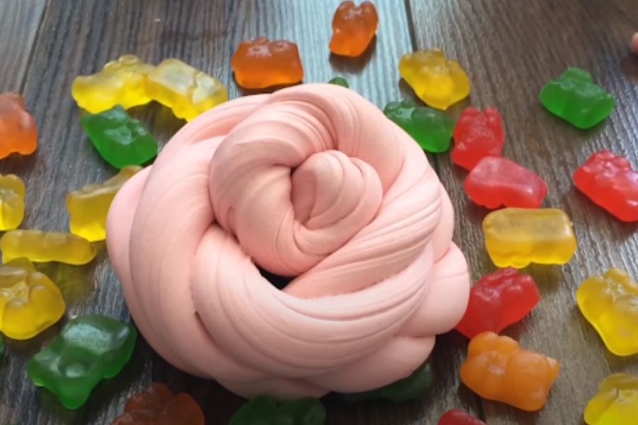 Làm slime bằng kẹo Marshmallow và lò vi sóng.