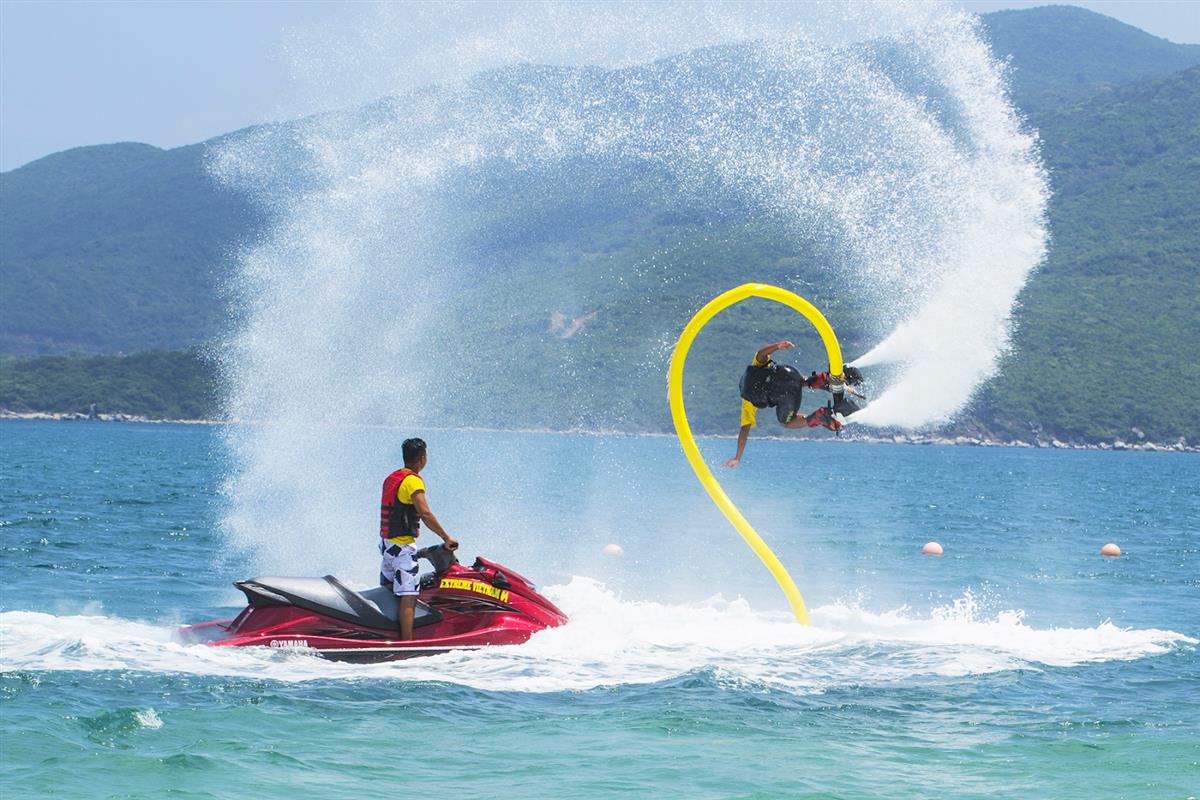 Flyboard Hòn Tằm