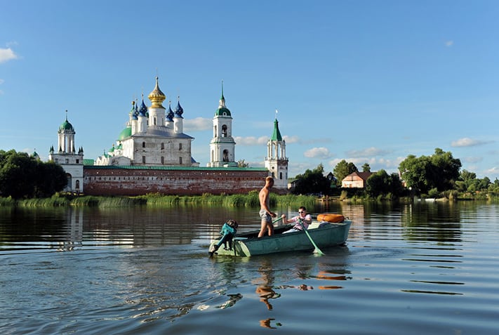 The-quiet-town-of-Rostov-Veliky-northeast-of-Moscow