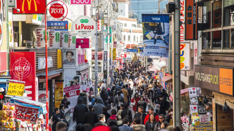 Khu phố Harajuku là nơi tập trung nhiều cửa hàng thời trang và ăn uống nổi tiếng