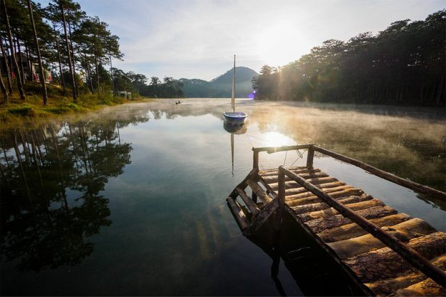 10 hồ nước đẹp nhất Việt Nam: Có nơi được gọi là