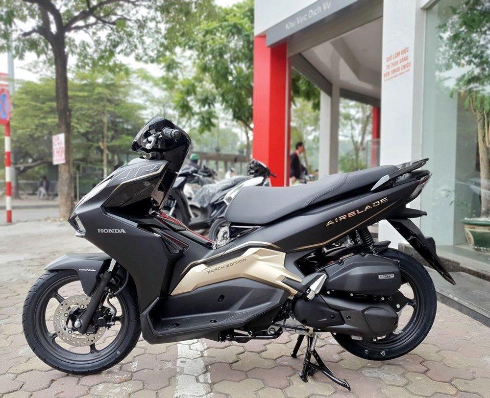 huong-dan-su-dung-honda-air-blade-2020