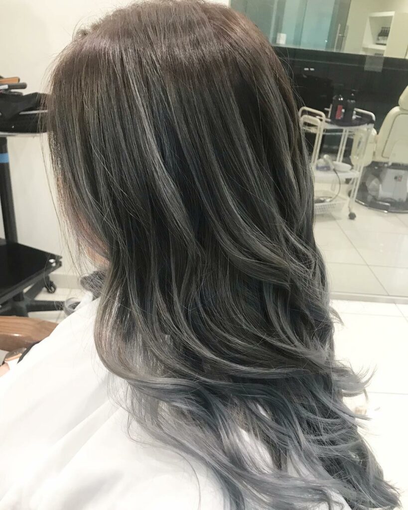 Nhuộm balayage màu tím