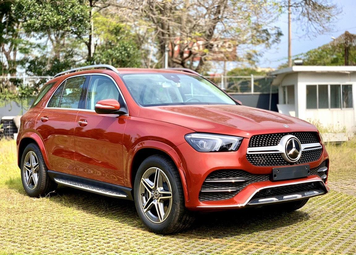 GLE450 Do 2 Xe Mercedes 7 chỗ có những loại nào?