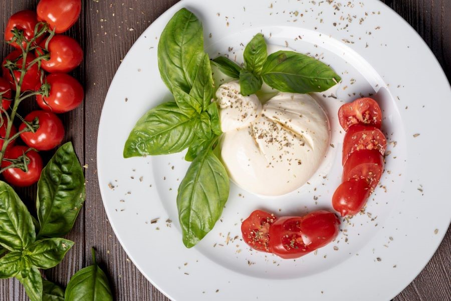 Sốt Pesto Genovese là một loại nước sốt đặc biệt được làm từ lá húng quế tươi