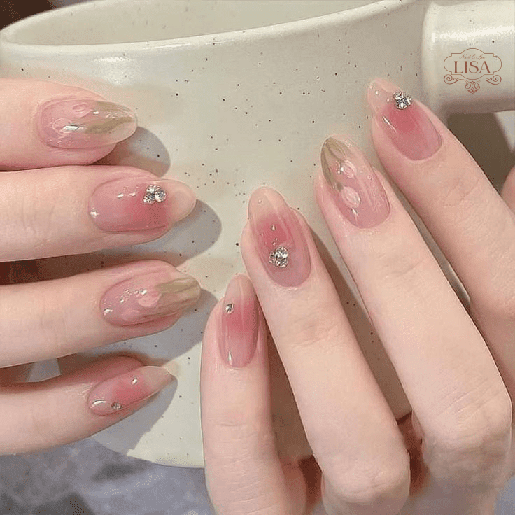 mẫu nail màu hồng thạch