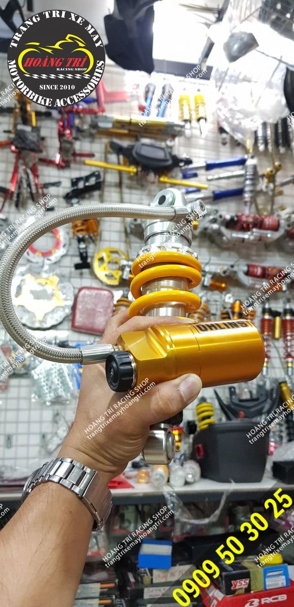 Trên tay phuộc bình dầu Ohlins gắn chuẩn Winner và Winner X