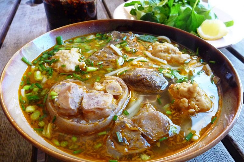 bun bo hue ha long