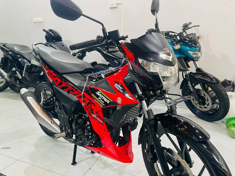 Bán xe Suzuki Satria 150 FI 2019 màu đỏ đen giá 4x triệu