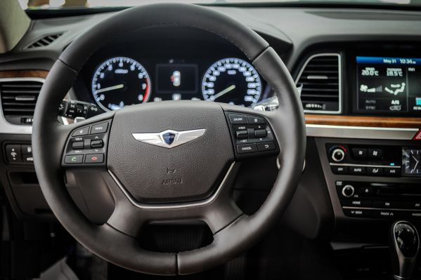 Hyundai-Genesis-12