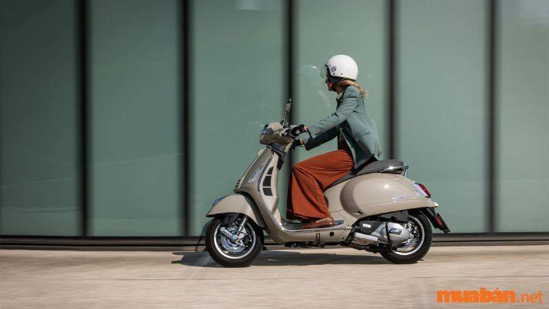 Xe Vespa đời cũ